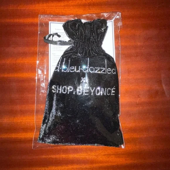 Beyonce Renaissance Move Crystal Black Durag - Picture 2 of 4